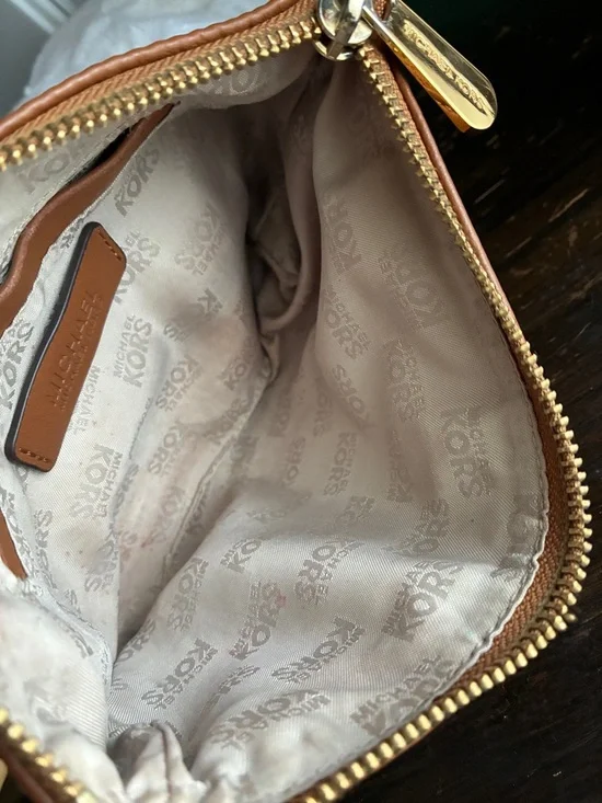 MICHAEL Michael Kors Cognac Pebbled Leather Cosmetic Pouch with Gold Hardware - Picture 5 of 8